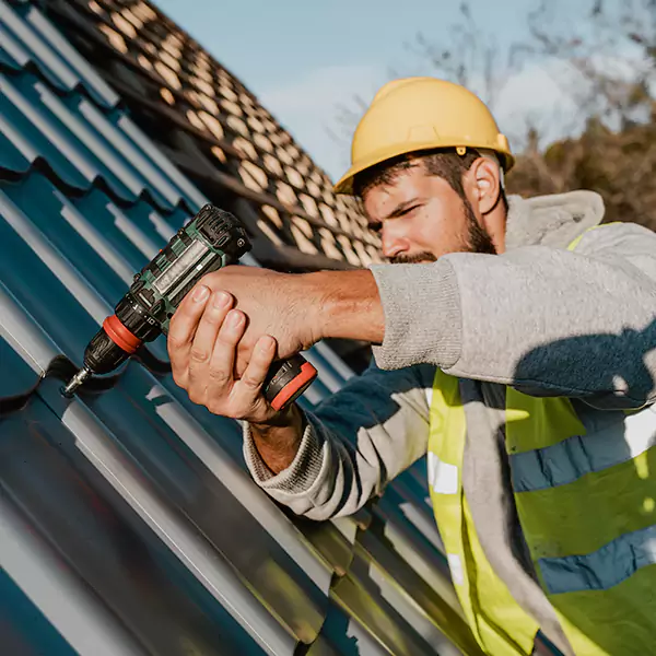 Why Niles Homeowners Choose Niles Roofing Contractors for Steel Roof Repair Service?